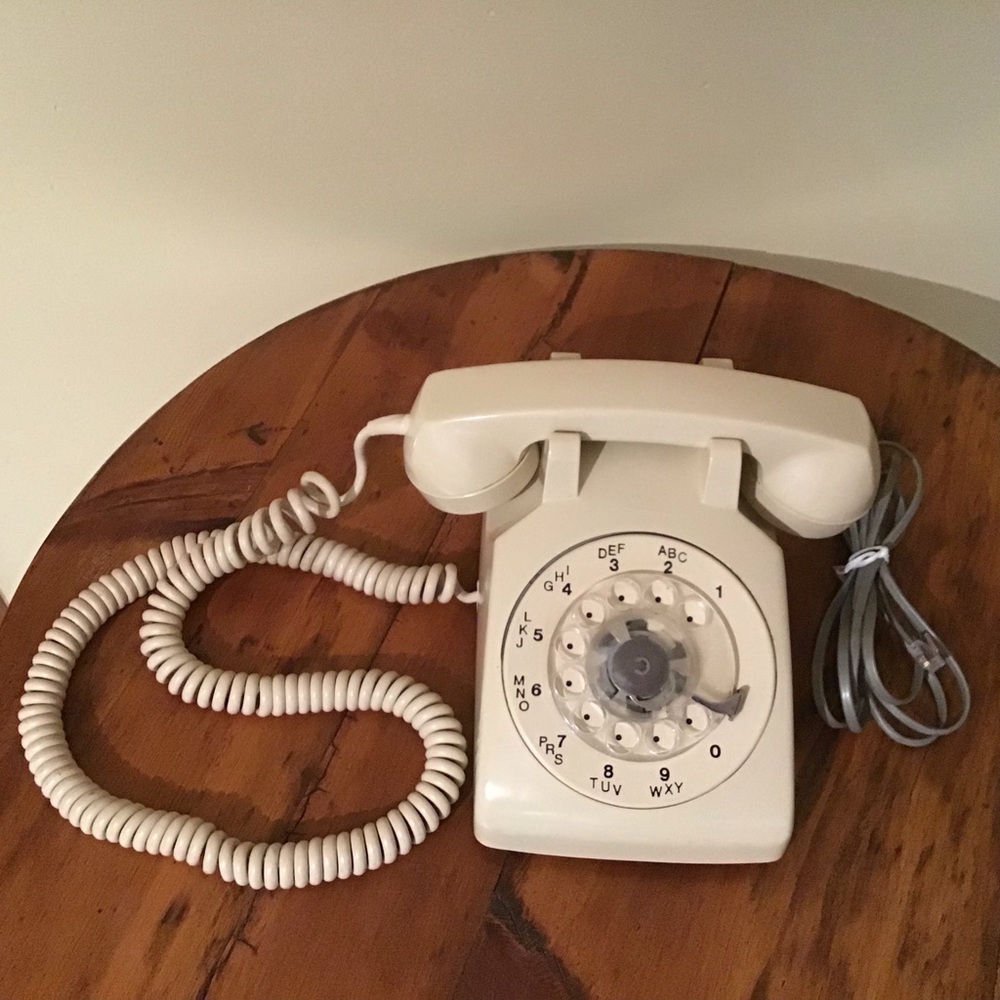 Vintage Rotary Dial Telephone - Cream - Picture 1 of 3